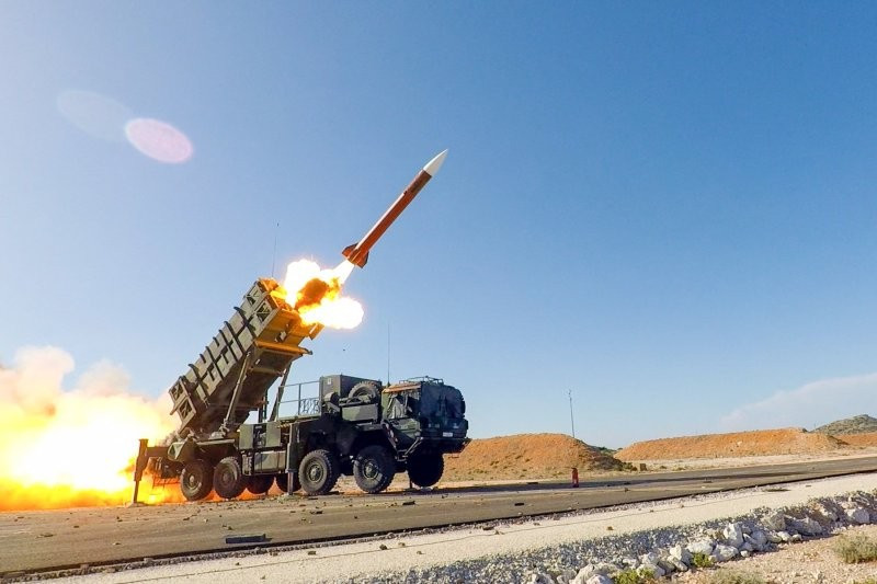 Vấn đề thiếu hụt tên lửa phòng không Patriot của Mỹ sẽ sớm được giải quyết. 2022-12-14t000000z-84360055-mt1abcpr835369002-rtrmadp-3-abaca-press-212.jpg