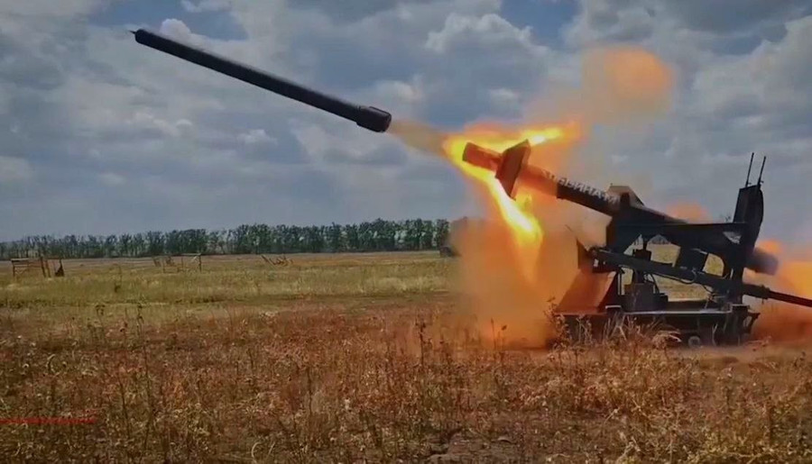 Robot phun lửa Malvina-M lần đầu xuất hiện trên chiến trường