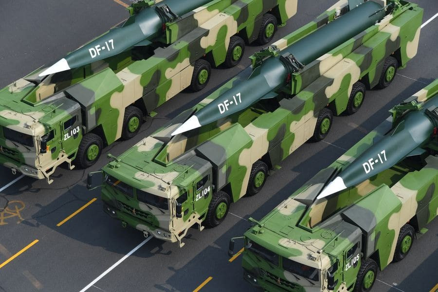 Tên lửa đạn đạo siêu thanh DF-17 của Trung Quốc. df-17-2.jpg