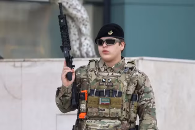 Adam Kadyrov được trao tặng huân chương Vệ binh Quốc gia Nga