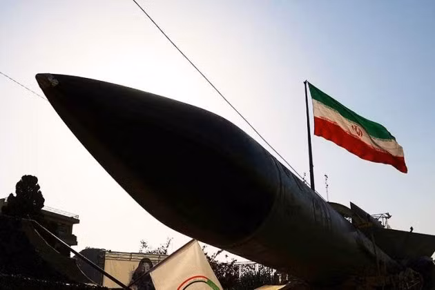 Israel tấn công khẩn cấp khi Iran sắp chế tạo được 15 quả bom hạt nhân?