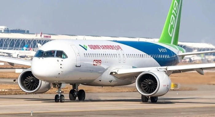 Máy bay chở khách C919 của Trung Quốc nhiều khả năng sẽ không thể tiếp tục sản xuất. china-c919-aircraft-breaking-the-boeing-airbus-grip-6516.jpg