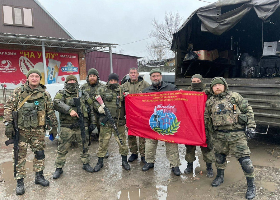 Tín hiệu quan trọng khi có thêm 2 lữ đoàn thủy quân lục chiến tới Donetsk