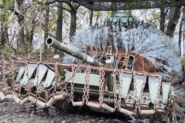 Hệ thống phòng thủ chống FPV 'Bồ công anh' giúp xe tăng bất khả xâm phạm