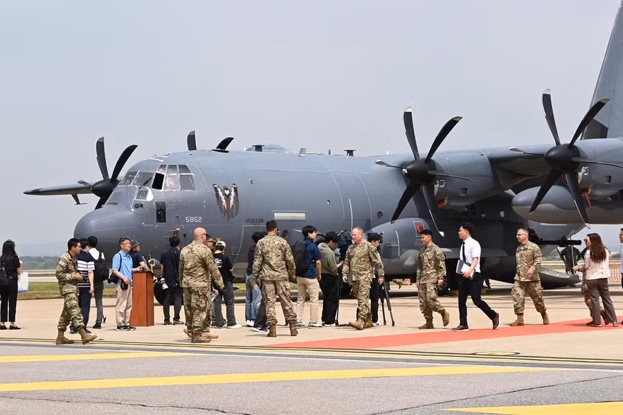 Căng thẳng Mỹ - Hàn leo thang sau cuộc đột kích vào Căn cứ Không quân Osan