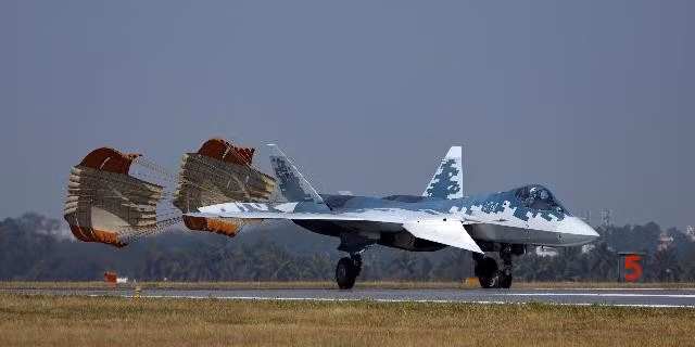 Chuyên gia Mỹ chỉ rõ ưu nhược điểm của tiêm kích tàng hình Su-57