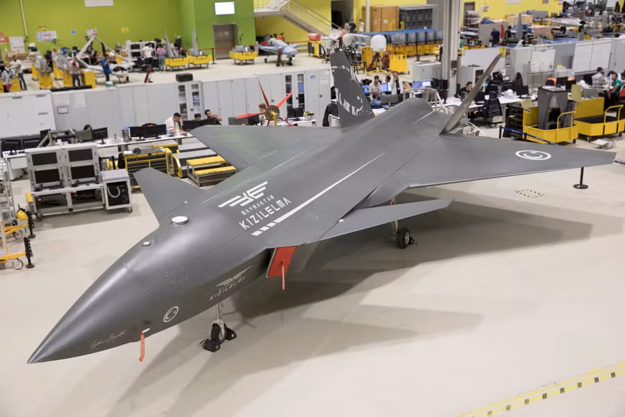Tiêm kích không người lái Kizilelma bắt đầu được sản xuất hàng loạt
