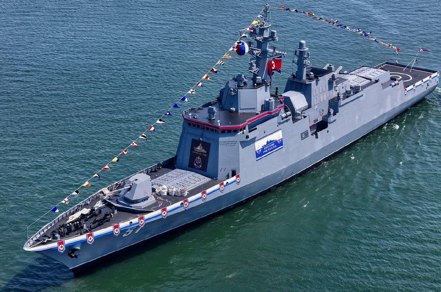 Triều Tiên nỗ lực đóng 2 tàu khu trục mỗi năm. photo-2025-04-26-11-11-04.jpg
