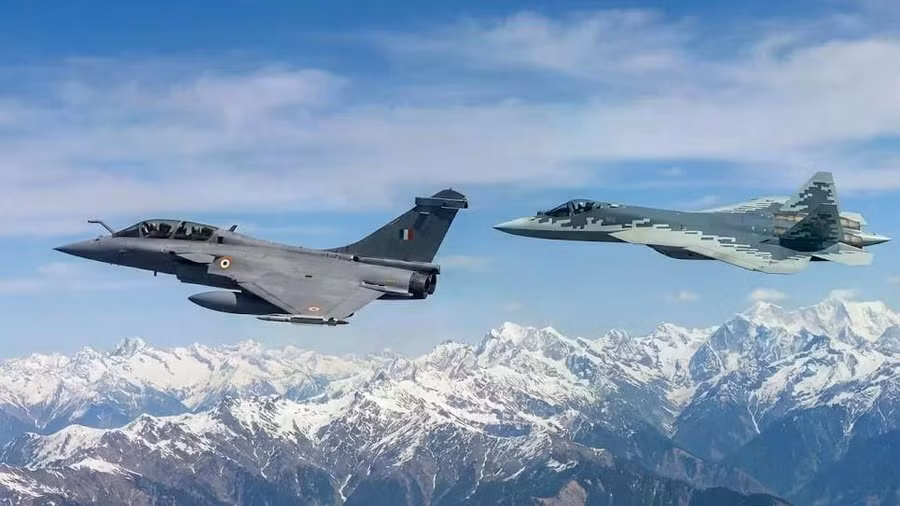 MW đánh giá khả năng chiến đấu của Rafale trong cuộc đối đầu với Su-57