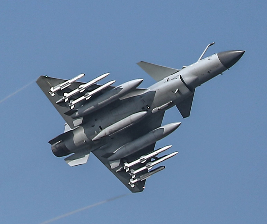 Tiêm kích J-10C được cho là phù hợp nhất với Không quân Iran hiện nay. 20250517-151927.jpg