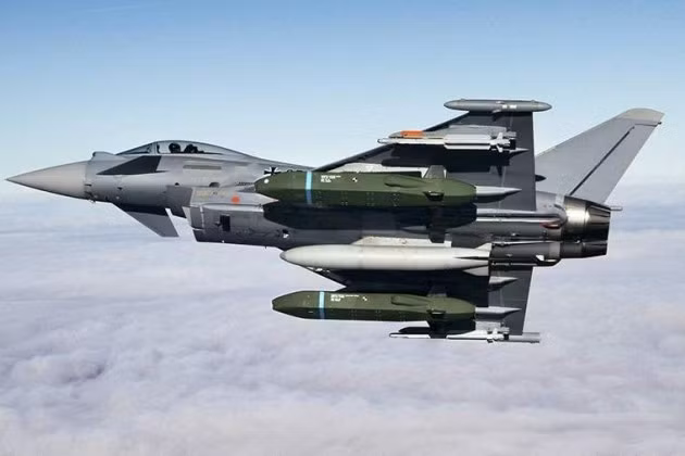 Đức đã âm thầm cung cấp tên lửa Taurus?