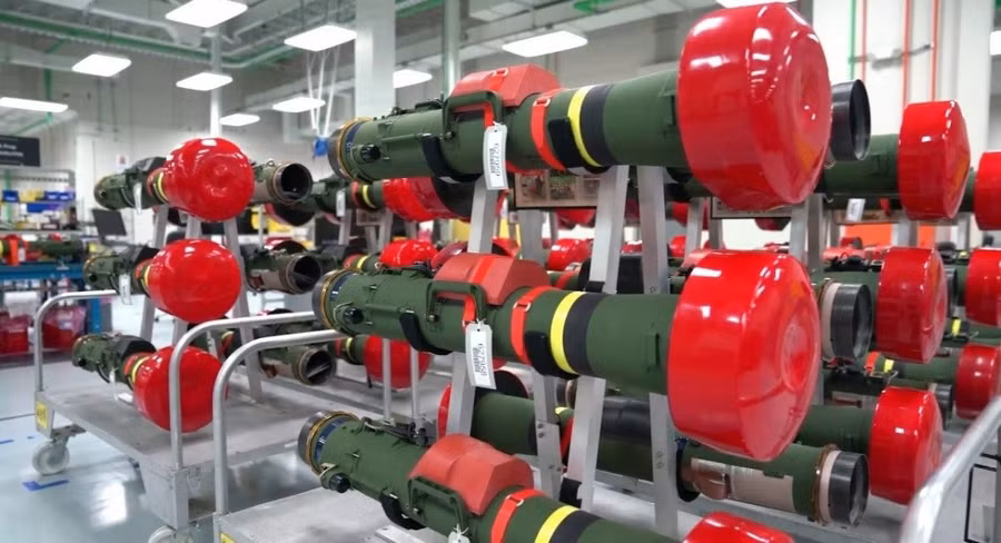 Hợp đồng kỷ lục sản xuất tên lửa Javelin đáp ứng nhu cầu chiến trường