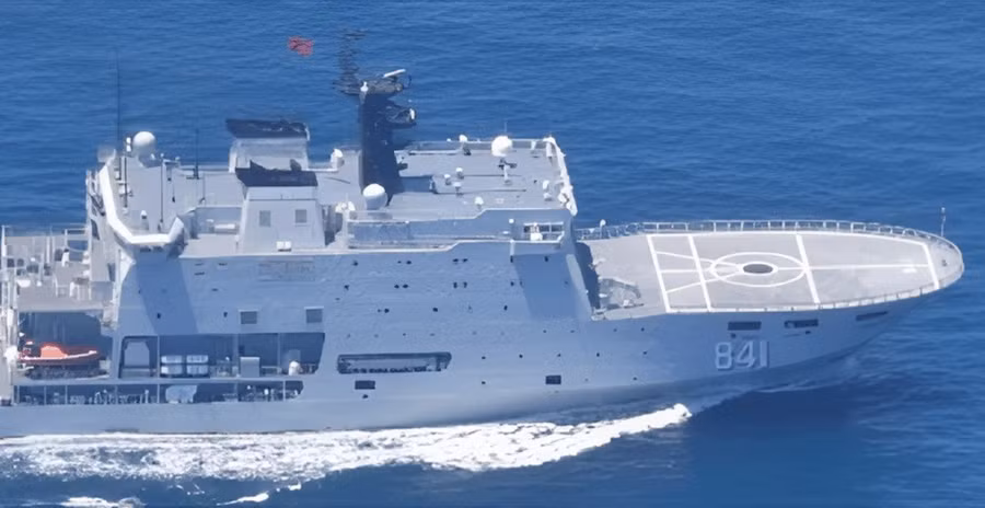 Tàu cứu hộ tàu ngầm Trung Quốc xuất hiện gần Nhật Bản báo hiệu sự cố dưới nước?