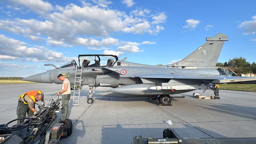 Tín hiệu quan trọng: Tiêm kích hạt nhân Rafale của Pháp được triển khai tại Ba Lan