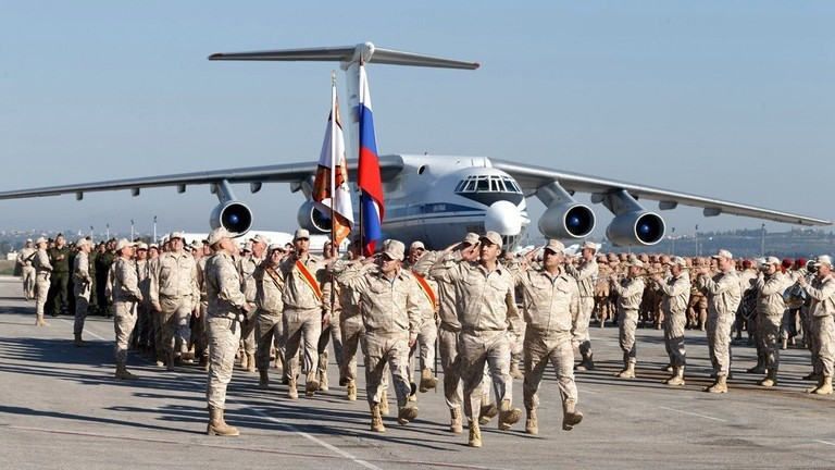 Quân đội Nga sẽ tiếp tục hiện diện với số lượng lớn tại Syria? can-cu-khmeimim-o-latakia-getty.jpg