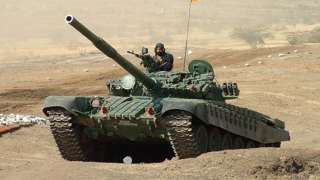 Khách hàng lớn loại bỏ hơn 2.400 xe tăng T-72