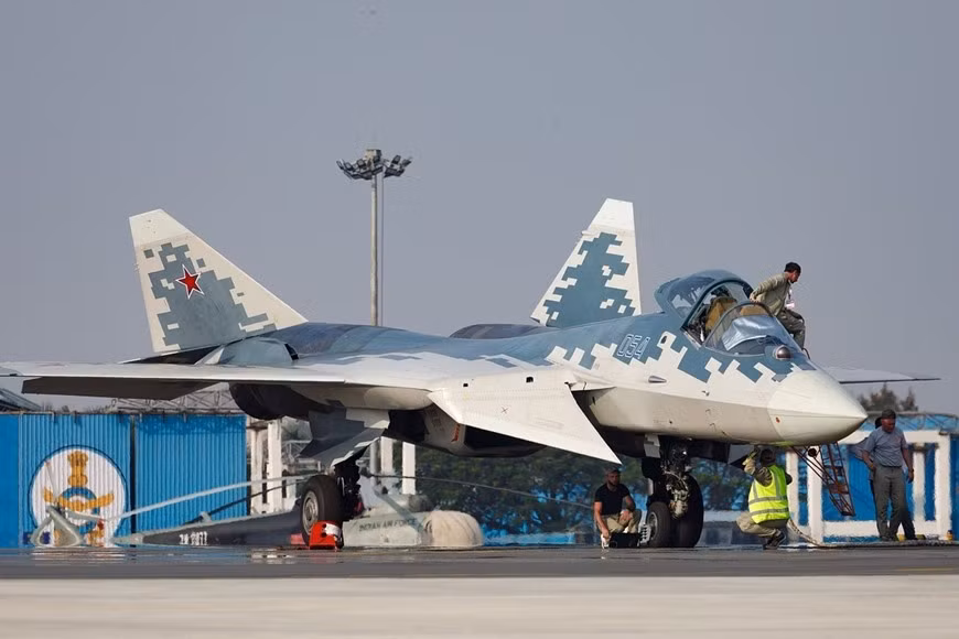 Su-57E xuất hiện tại Algeria là cơn ác mộng đối với sườn phía Nam của NATO