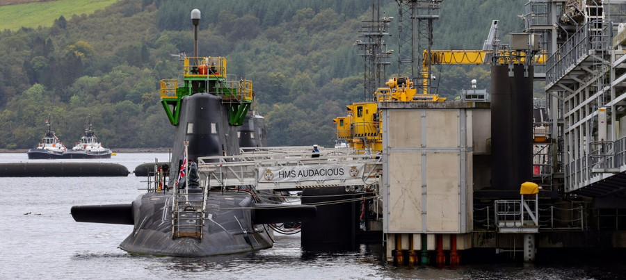 Tàu ngầm hạt nhân HMS Audacious lớp Astute. 332a-2048x917.jpg