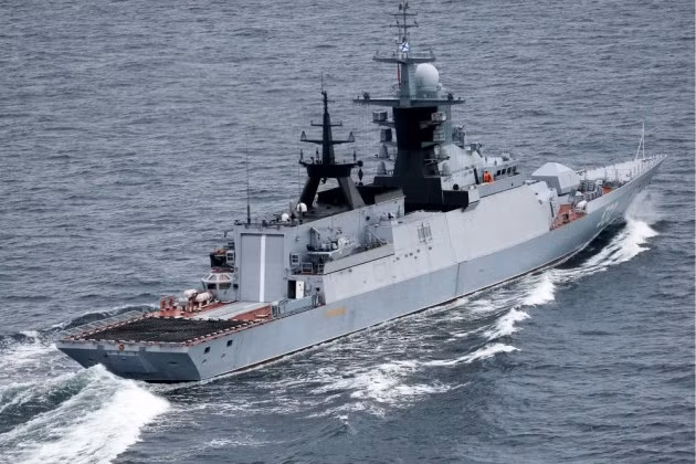 Tàu hộ tống Boykiy sử dụng thủ thuật để hộ tống tàu chở dầu qua eo biển Manche