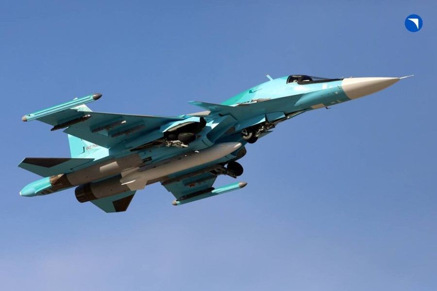 Máy bay ném bom tiền tuyến Su-34 của Không quân Nga. photo-5409296587173262936-y-1068x712.jpg