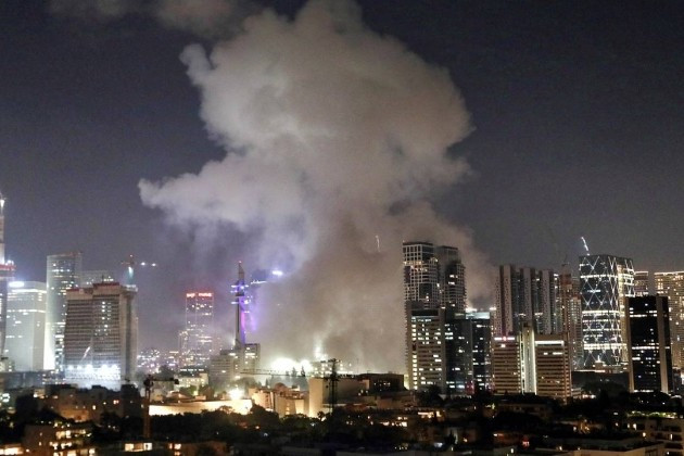 Các thành phố của Israel đang hứng chịu đòn tấn công đáp trả dữ dội từ Iran. wide-16-9-268039bb125fe1dd723117390d987e44-1.jpg