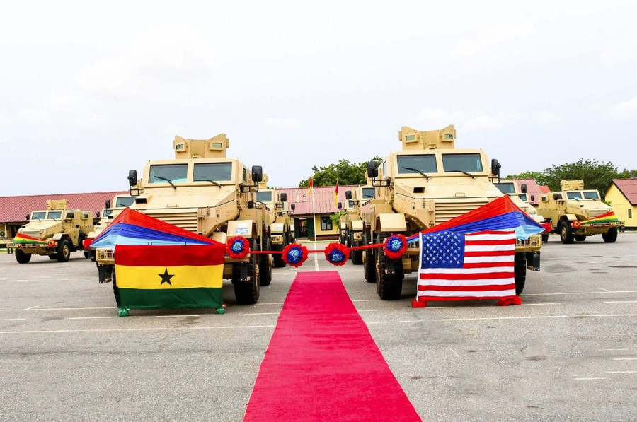 Xe bọc thép M36 Puma của quân đội Ghana do Hoa Kỳ tài trợ. screensh124ot-1-ezgifcom-jpg-to-webp-converter.jpg