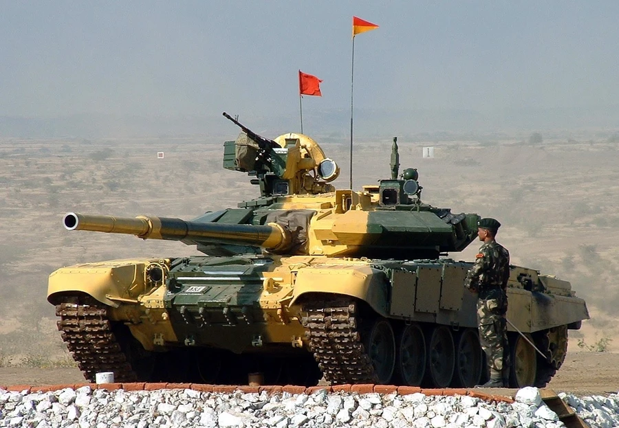 Xe tăng T-90S 'quý hiếm' xuất khẩu cho Ấn Độ bị bắt giữ