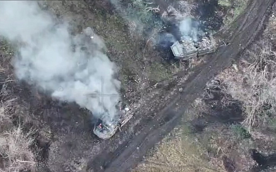 Bẻ gãy cuộc tấn công cơ giới với hàng chục thiết giáp gần Pokrovsk