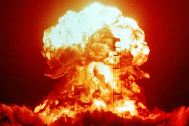 Một quan chức Nhật Bản nói về ý định tương lai xa sở hữu vũ khí hạt nhân