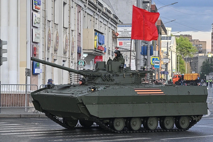 BMD-4M với lớp bảo vệ mới được phát hiện tại buổi diễn tập duyệt binh