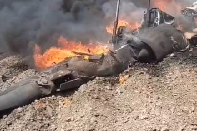 Máy bay chiến đấu Mirage V bị rơi ở Vehari