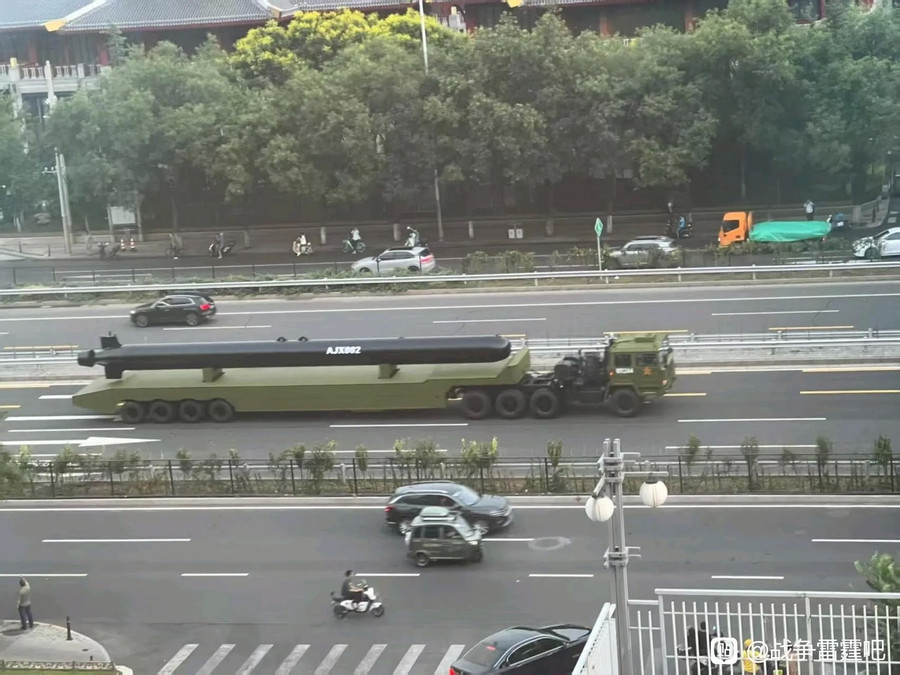Một phương tiện không người lái dưới nước cỡ lớn của Trung Quốc. zavantazhennya-5-1.jpg