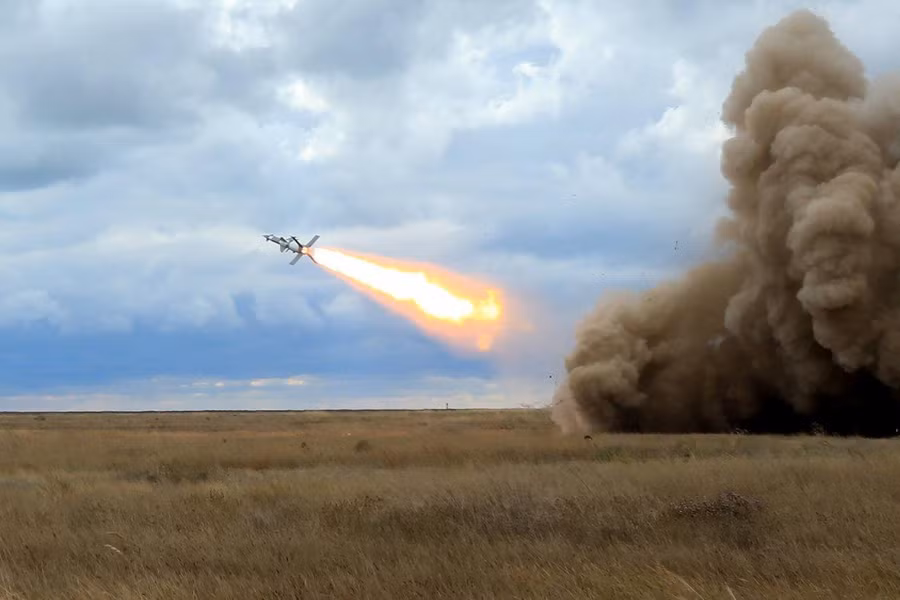 Hệ thống phòng không S-125 'đồ cổ' bắn hạ tên lửa Kalibr tối tân?