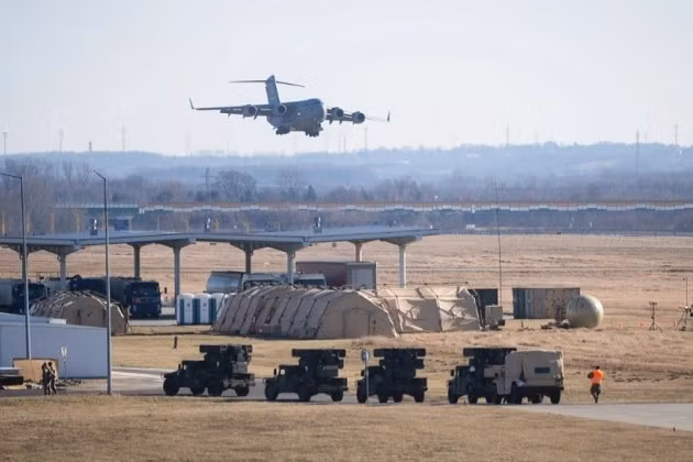 Tổng thống Ba Lan dọa đóng sân bay Rzeszow đối với hàng viện trợ chiến sự