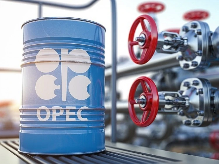 Đòn giáng mạnh vào OPEC+ khi các thành viên vẫn âm thầm tăng sản lượng