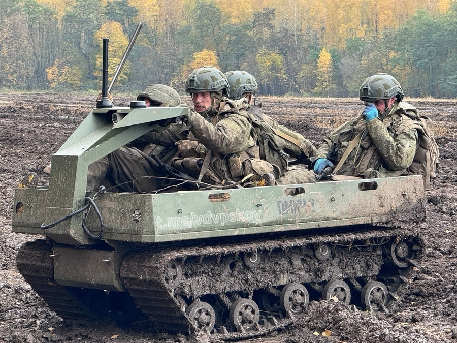 Nền tảng robot Omych bất ngờ được phát hiện gần khu vực chiến sự