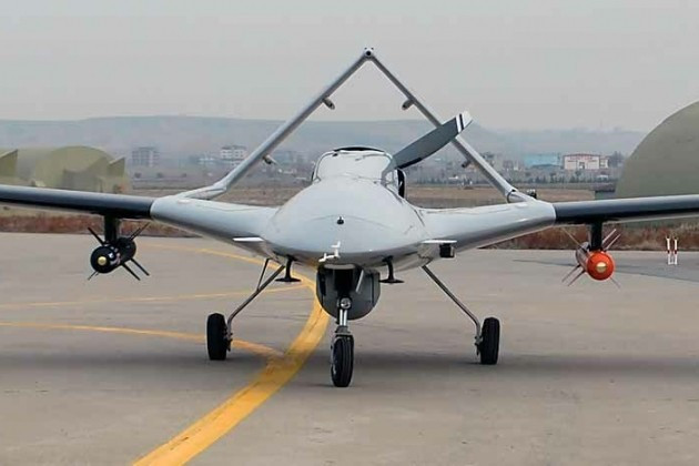 Bayraktar TB2 bất ngờ tái xuất tấn công tàu Nga gần Tendrovskaya Spit