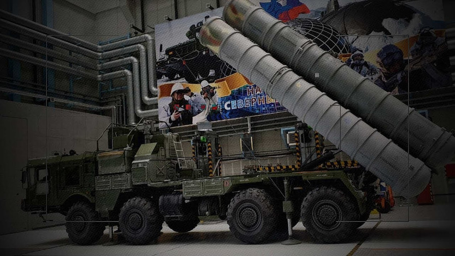 S-400 Triumf đã trở thành xương sống của lưới lửa phòng không bảo vệ bầu trời nước Nga. maxresdefault.jpg