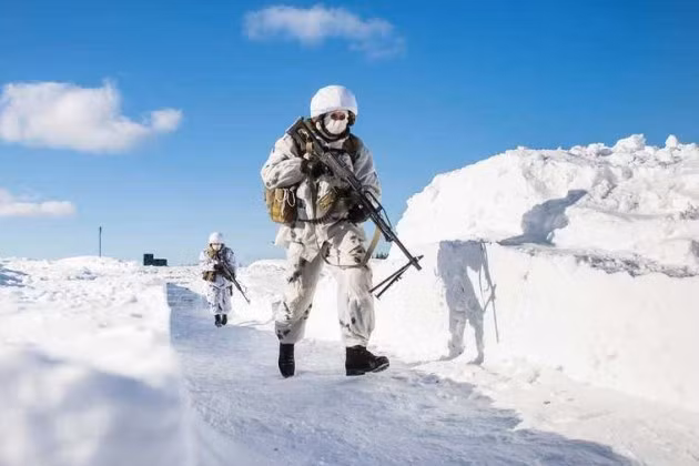 Quân đội Nga phát động cuộc tấn công lớn trên đường tiến vào Velykyi Burluk