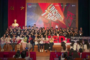 Học sinh Hà Nội tự tin thuyết trình, phản biện tại TEDx