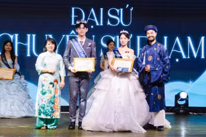 Thành tích 'khủng' của hai tân đại sứ Chuyên Sư phạm