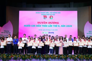 Tuyên dương 68 người con hiếu thảo của Thủ đô