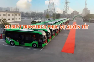 Xe buýt Hà Nội hoạt động xuyên Tết phục vụ người dân