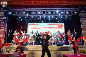 Tân sinh viên trải nghiệm cảm xúc với đêm nhạc hội IJC Festival 2024