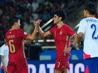 Thái Lan thắng dễ Lào, Malaysia thoát hiểm ở bảng B ASEAN Cup 2026 