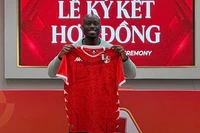 Welo Lupeta gia nhập Hải Phòng FC.