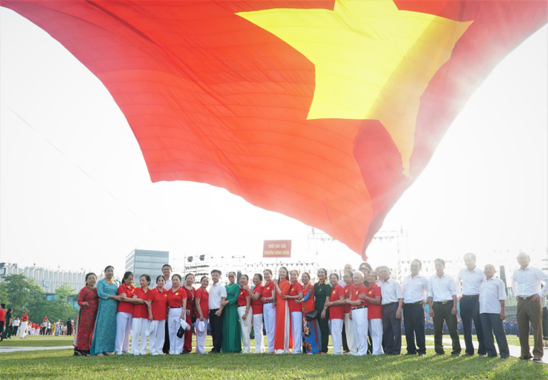 le-dai-ky-bay-ky-niem-sinh-nhat-bac-8.jpg