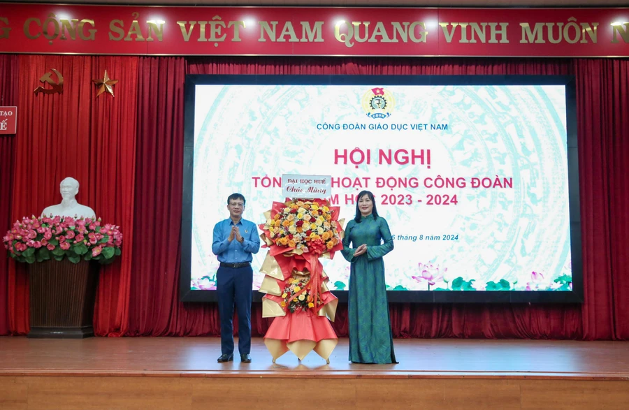 Hội nghị tổng kết hoạt động Công đoàn năm học 2023-2024, triển khai nhiệm vụ năm học 2024-2025.