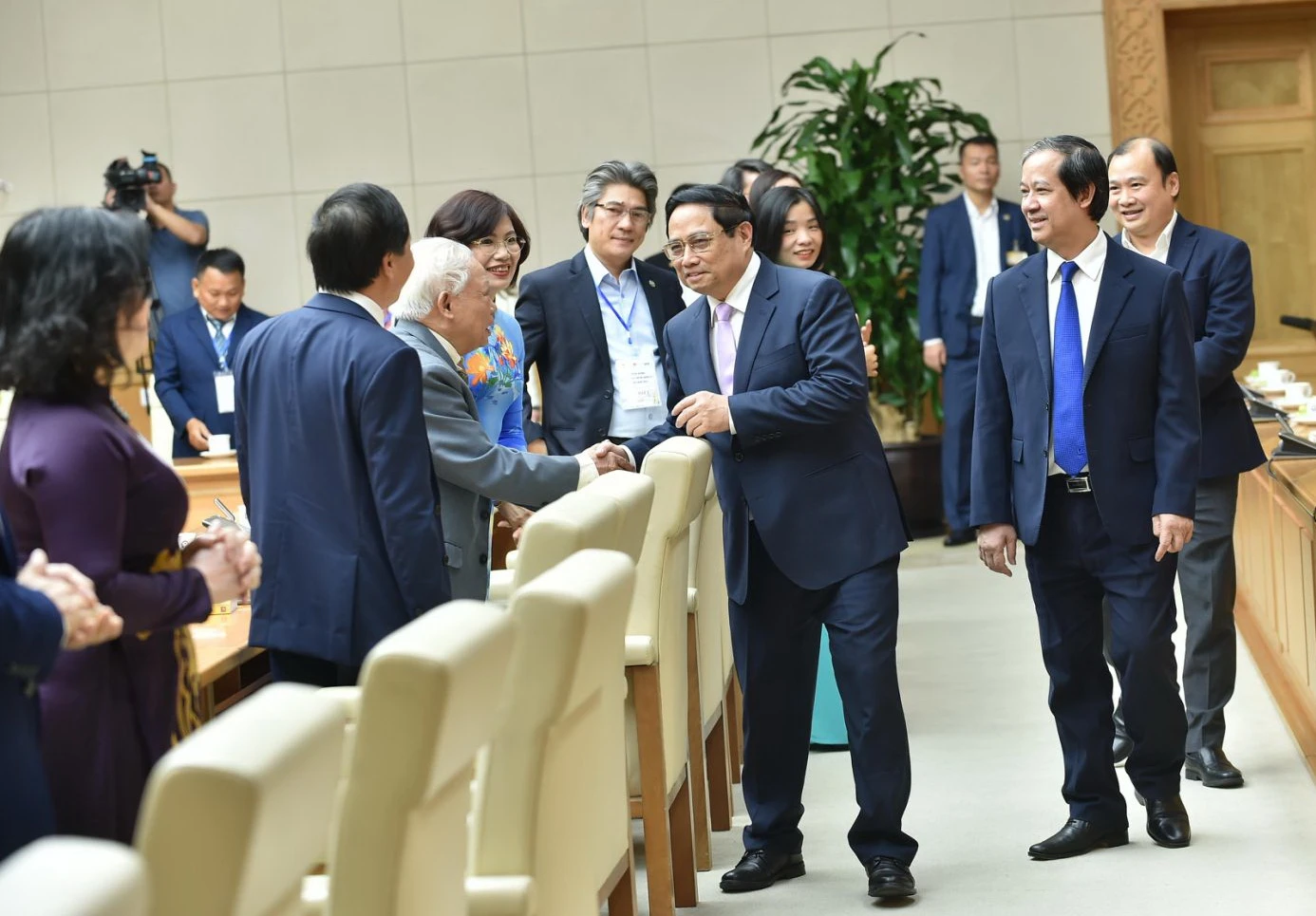 Các nhà giáo vui mừng được gặp Thủ tướng Chính phủ.