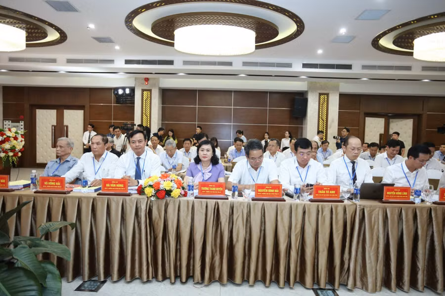 Các đại biểu tham gia Hội thảo.